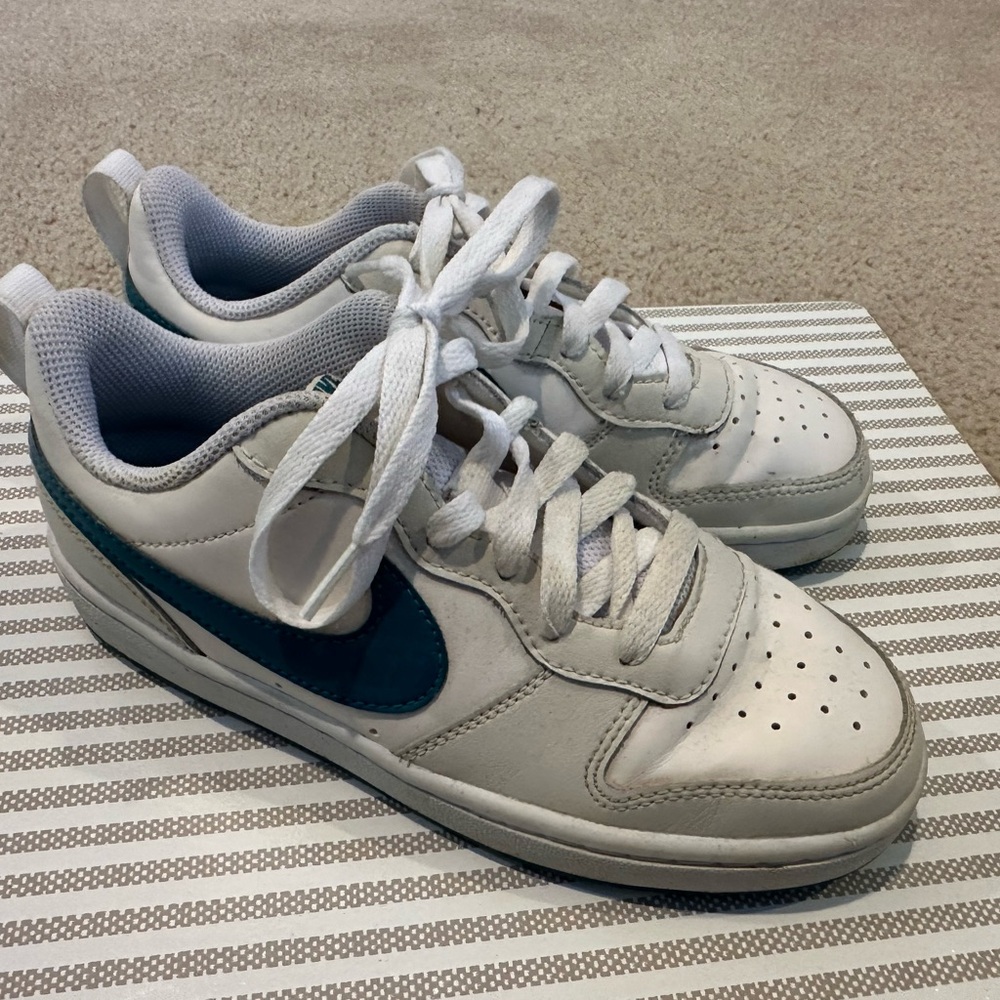 Nike Kids White and Teal Sneakers